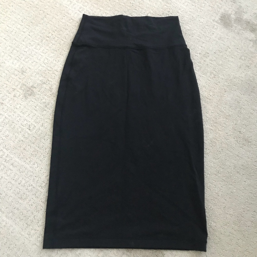 Black Lululemon Midi Skirt